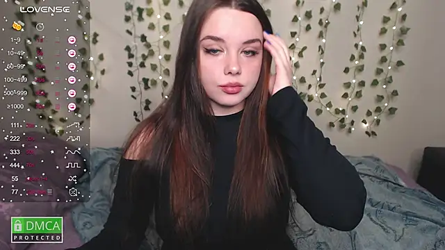 Snapshot of aliice_cutie chatting on 01-24-25, 04:49 aliice cutie online show from 01-24-25, 04:49