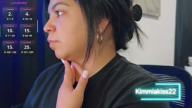 kimmiakiss22 online show from 09-17-25, 10:12