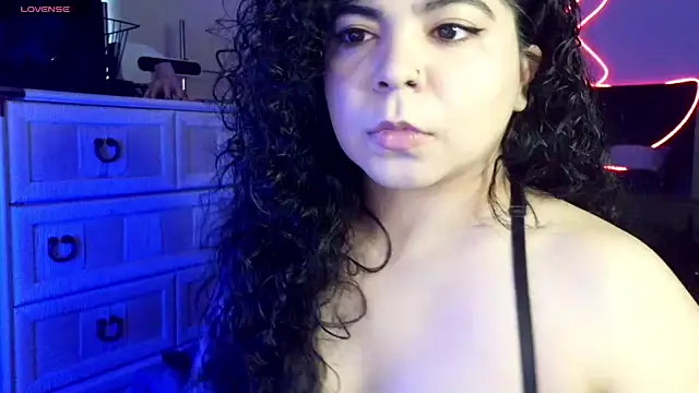 kimmiakiss22 online show from 02-28-26, 10:42