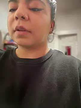 kimmiakiss22 online show from 03-06-26, 08:26