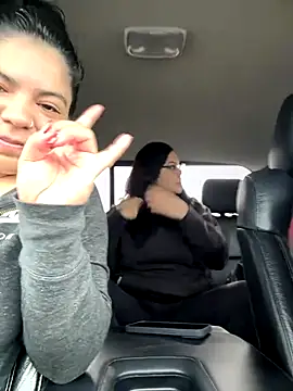 kimmiakiss22 online show from 10-18-25, 07:49