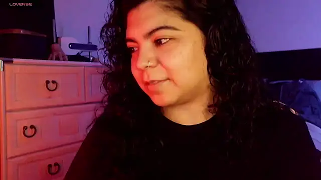 kimmiakiss22 online show from 01-08-26, 12:49