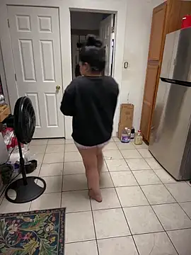 kimmiakiss22 online show from 04-17-26, 12:02