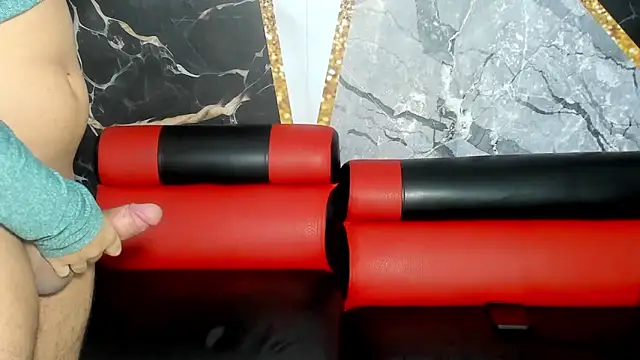 hot-threesome online show from 03-20-25, 03:14