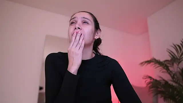 KendallRiseX online show from 06-10-26, 04:13