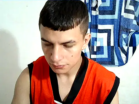 Snapshot of SHAT_SEX chatting on 10-16-25, 01:52 SHAT SEX online show from 10-16-25, 01:52