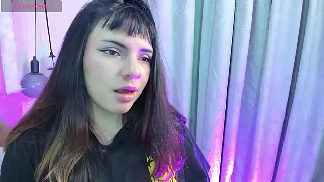 xhinata hyugax online show from 11-15-25, 11:42