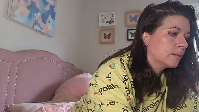 highly inappropriate online show from 06-30-26, 03:12
