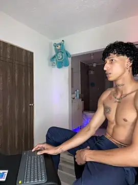 mike casseano online show from 09-15-25, 09:04