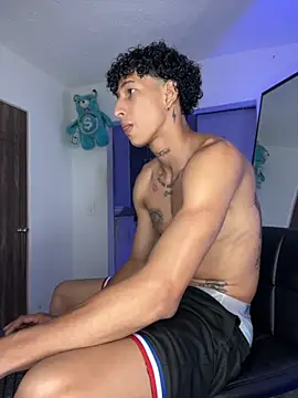 mike casseano online show from 09-30-25, 04:57