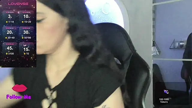natasha logan  online show from 10-14-25, 04:02