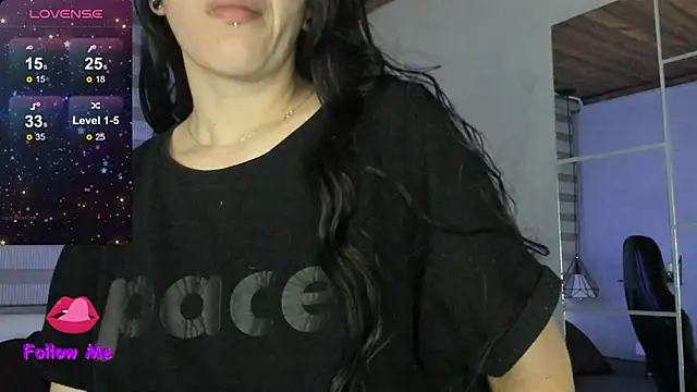 natasha logan  online show from 05-23-26, 04:11