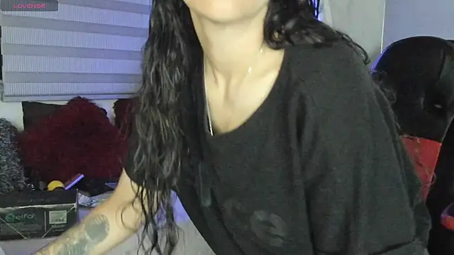 natasha logan  online show from 05-03-26, 04:06