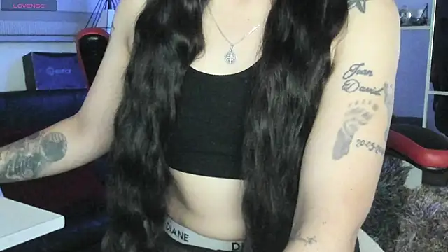 natasha logan  online show from 10-18-25, 04:03