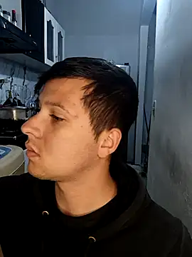 catire2323 online show from 04-10-26, 12:50