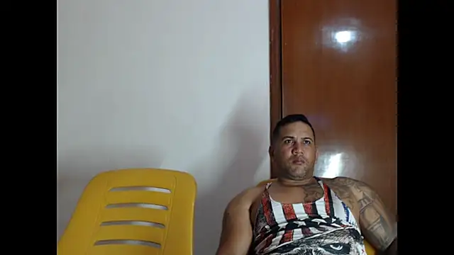 Snapshot of lover_1994 chatting on 07-20-26, 02:52 lover 1994 online show from 07-20-26, 02:52