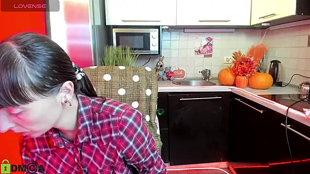 TayanaJons online show from 09-27-25, 07:03
