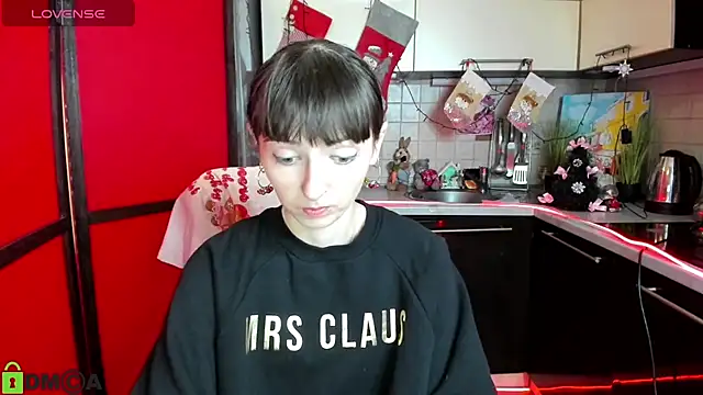 TayanaJons online show from 12-18-25, 07:57