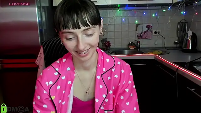 TayanaJons online show from 03-19-25, 10:55
