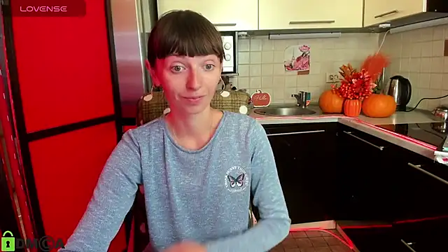 TayanaJons online show from 09-20-25, 06:51