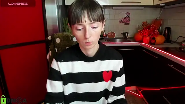 TayanaJons online show from 11-12-25, 07:56