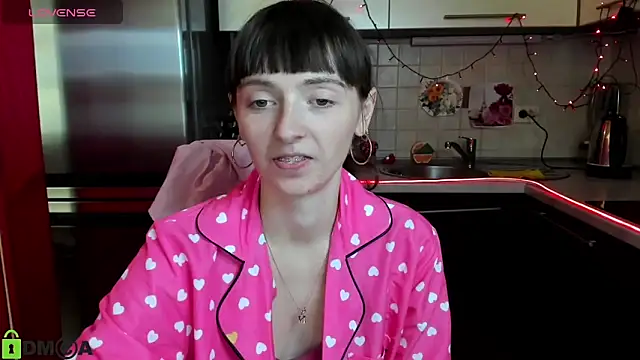 TayanaJons online show from 03-10-25, 10:50