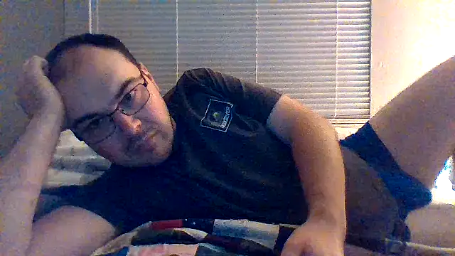 Snapshot of zman237 chatting on 03-20-25, 03:45 zman237 online show from 03-20-25, 03:45