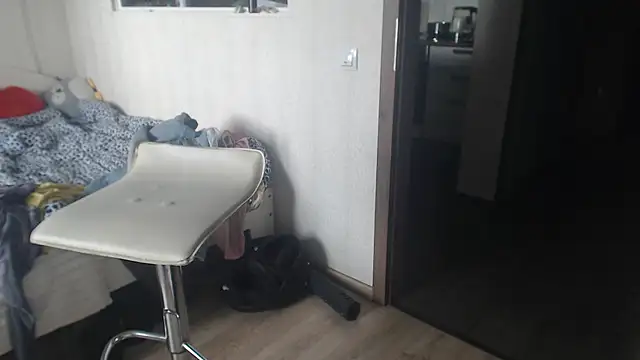 Snapshot of amanda_kiss_kiss chatting on 05-10-26, 01:36 amanda kiss kiss online show from 05-10-26, 01:36