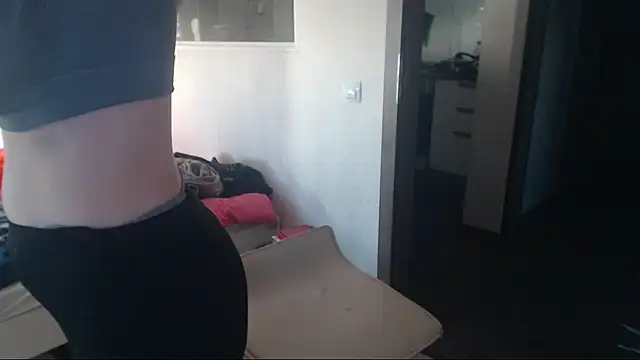 Snapshot of amanda_kiss_kiss chatting on 10-18-25, 01:46 amanda kiss kiss online show from 10-18-25, 01:46