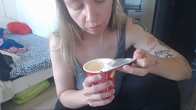 Snapshot of amanda_kiss_kiss chatting on 09-29-25, 10:11 amanda kiss kiss online show from 09-29-25, 10:11