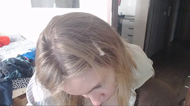 Snapshot of amanda_kiss_kiss chatting on 02-01-25, 11:42 amanda kiss kiss online show from 02-01-25, 11:42