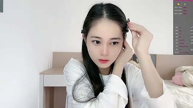 Judy520 online show from 10-29-25, 01:15