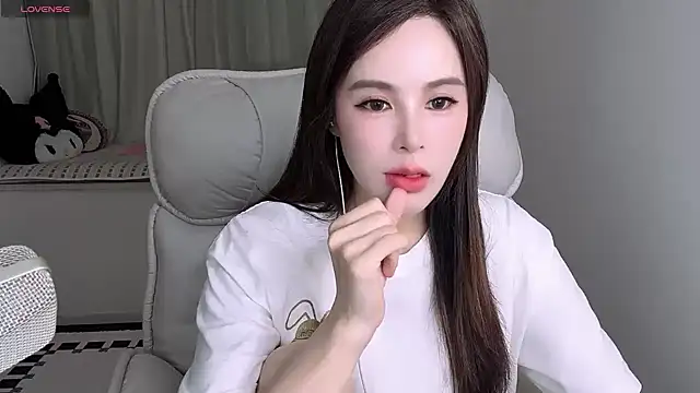 Snapshot of hknana chatting on 06-28-26, 04:52 hknana online show from 06-28-26, 04:52