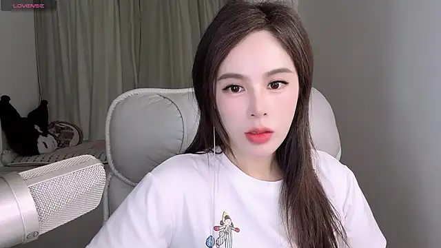 Snapshot of hknana chatting on 06-26-26, 05:57 hknana online show from 06-26-26, 05:57