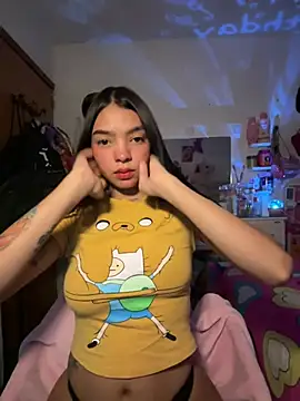 Snapshot of Valery_rhoades chatting on 03-19-26, 02:22 Valery rhoades online show from 03-19-26, 02:22