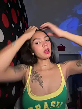 Snapshot of Valery_rhoades chatting on 03-31-26, 03:52 Valery rhoades online show from 03-31-26, 03:52