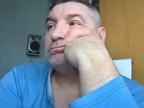 Snapshot of GYurmoka70 chatting on 01-24-25, 08:34 GYurmoka70 online show from 01-24-25, 08:34