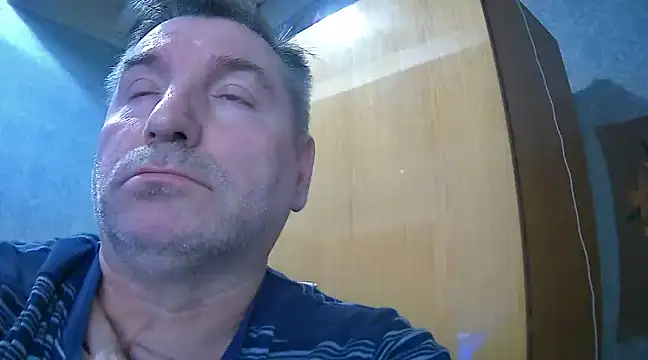 Snapshot of GYurmoka70 chatting on 01-09-25, 08:44 GYurmoka70 online show from 01-09-25, 08:44