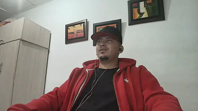 myke andrade online show from 10-24-25, 01:37