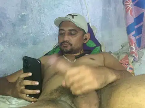 Rocobodymassager online show from 11-04-25, 08:34