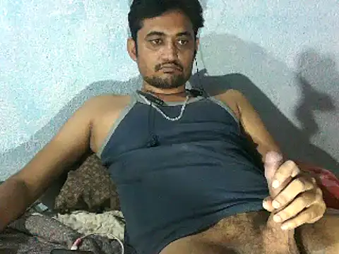 Snapshot of Rocobodymassager chatting on 10-10-25, 06:20 Rocobodymassager online show from 10-10-25, 06:20