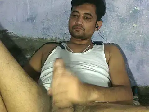Snapshot of Rocobodymassager chatting on 09-19-25, 04:33 Rocobodymassager online show from 09-19-25, 04:33