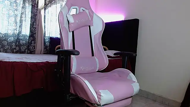 Dakota bumm online show from 10-02-25, 04:54