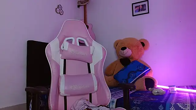 Dakota bumm online show from 11-13-25, 08:02