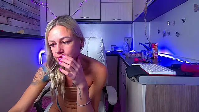 Skinny Nally online show from 02-16-26, 01:26