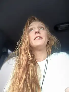 GoldenFlameGoddess online show from 03-18-25, 05:55