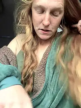 GoldenFlameGoddess online show from 03-31-26, 04:20