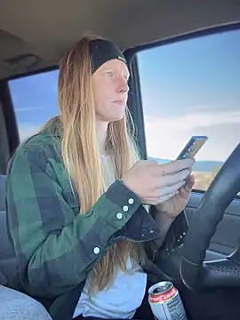 GoldenFlameGoddess online show from 11-23-25, 06:07