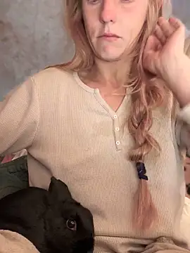 GoldenFlameGoddess online show from 09-26-25, 03:08
