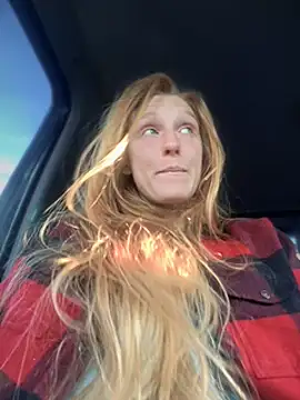 GoldenFlameGoddess online show from 03-11-25, 01:16